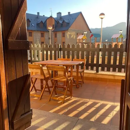 Precioso Apartamento En Zona Residencial Apartman